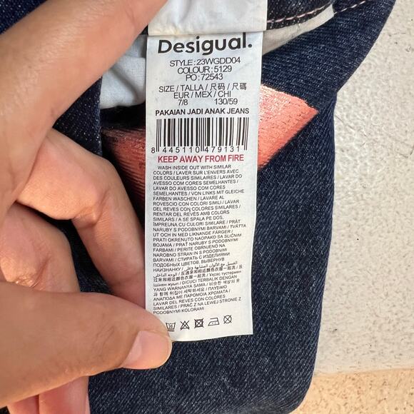 Desigual Girls Denim Overalls 7/8 NWT Hearts & Studs - Picture 5 of 9